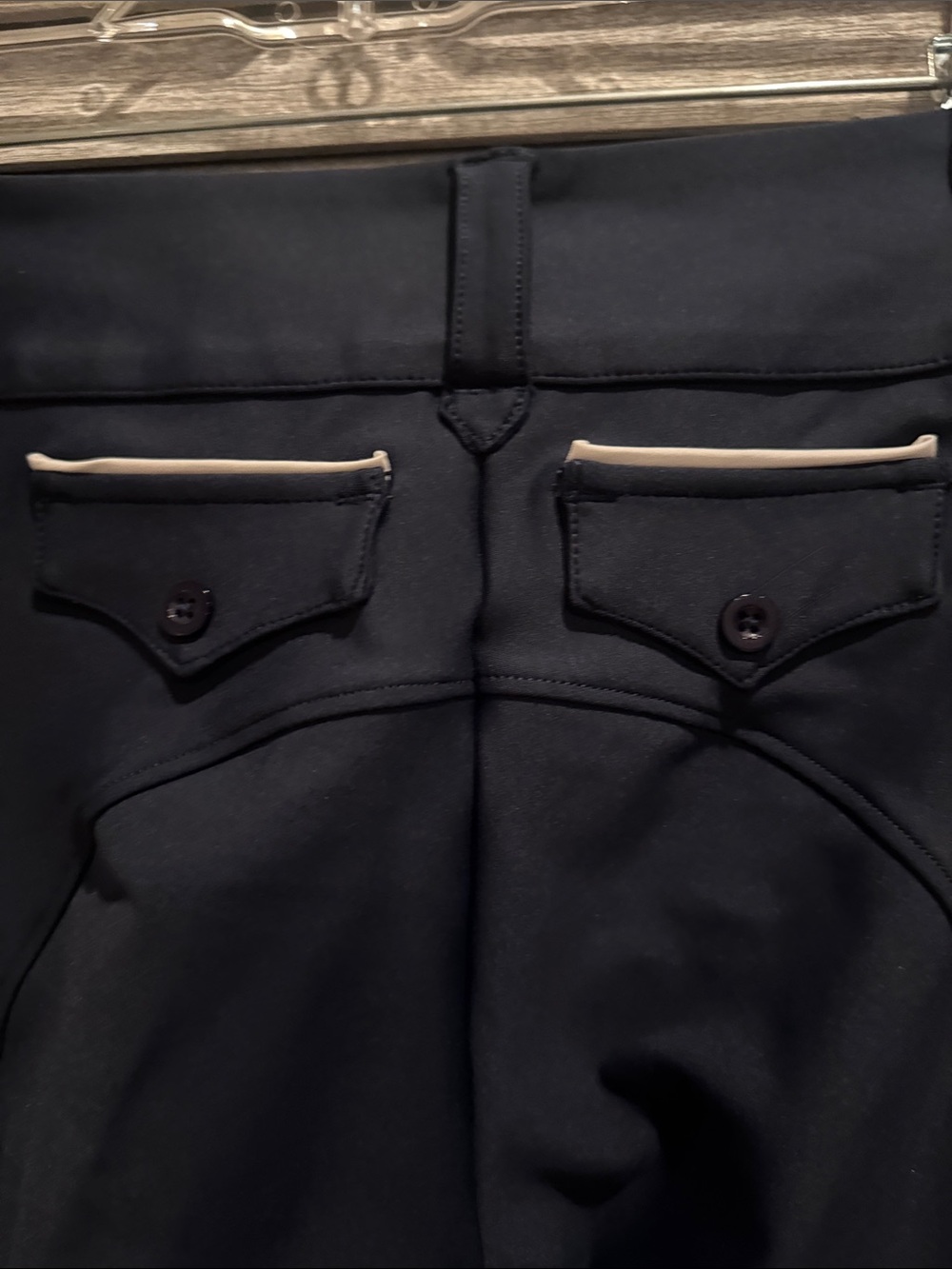 Free Ride Equestrian Women’s Riding Tights Performance with Utility Pockets - Picture 9 of 15